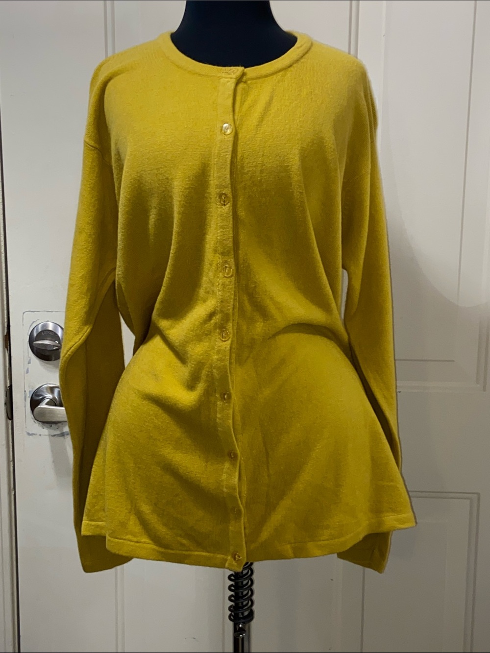 United States Classic Sweater Women's Button-Front Cardigan - Yellow Size XL